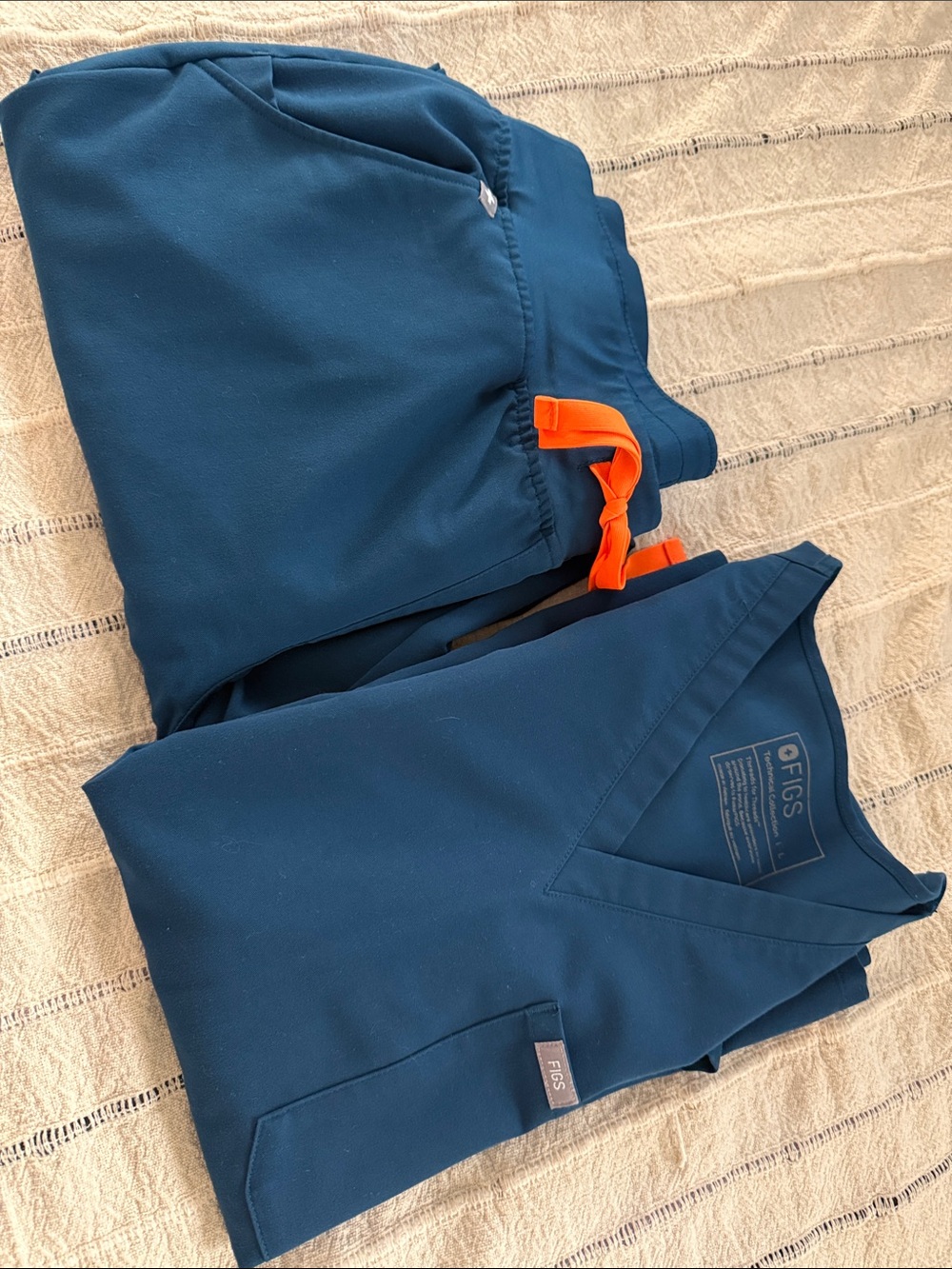 Figs Women's Teal Scrub Jogger Set with Orange Drawstring